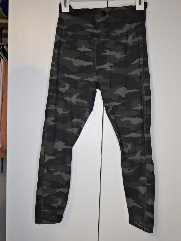 ATHLETA Ultimate Stash Pocket Camo 7/8 Tight SuperSonic Olive Women's M Petite