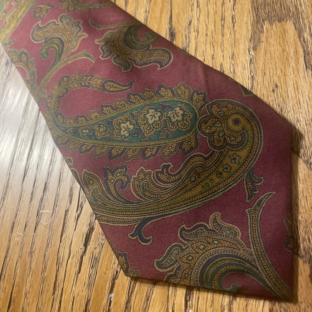 Vintage EUC Tommy Hilfiger Silk Paisley Tie Men’s Necktie USA Made