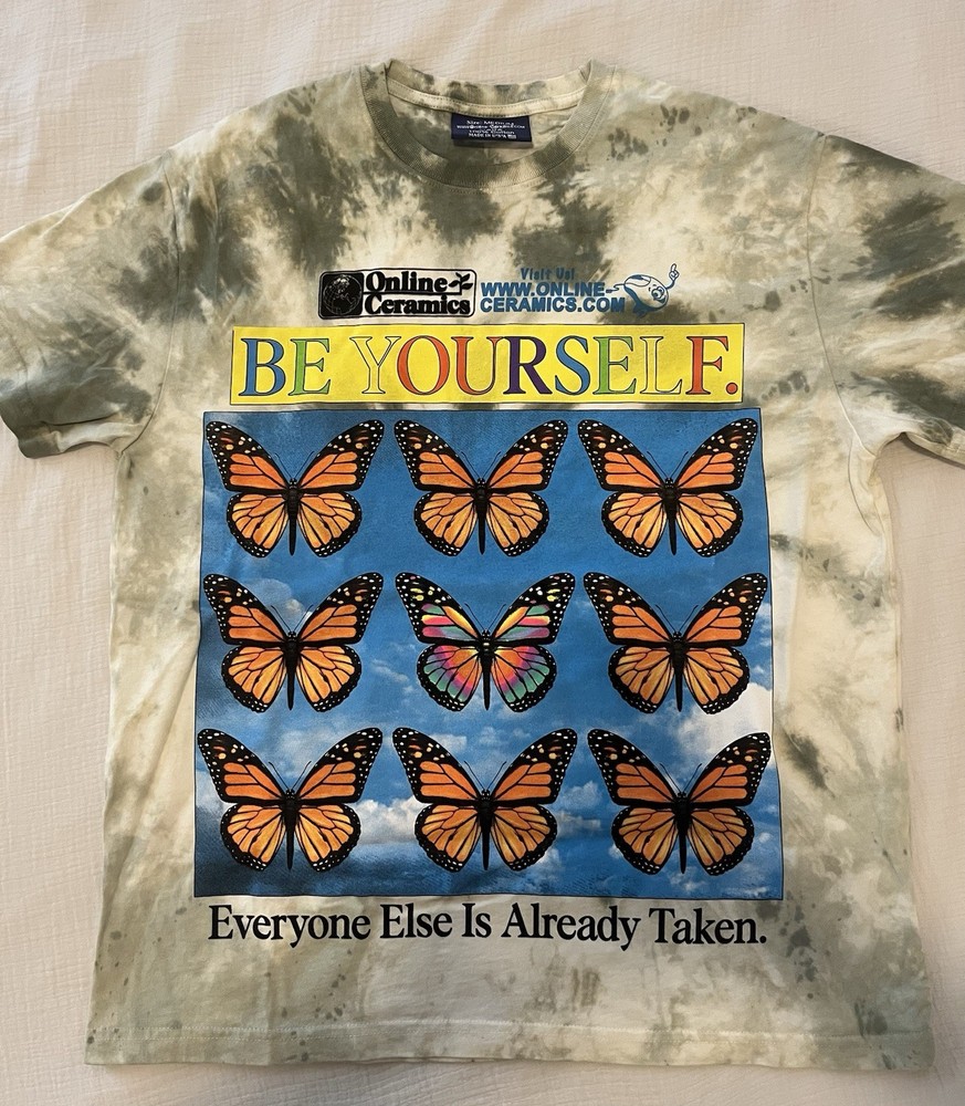 Online Ceramics I Be yourself |Size Medium | Rare “From The Archives”