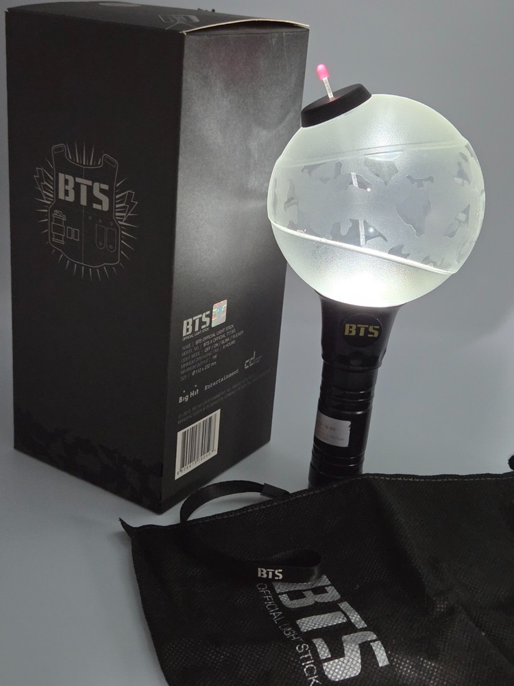 BTS Official Light Stick Army Bomb Ver 1 Vintage Rare K-POP Boxed Tested Works