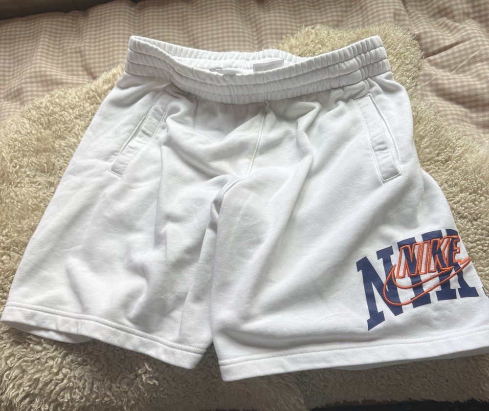 Nike teens XL White Cotton Fleece Athletic Shorts Drawstring Pockets