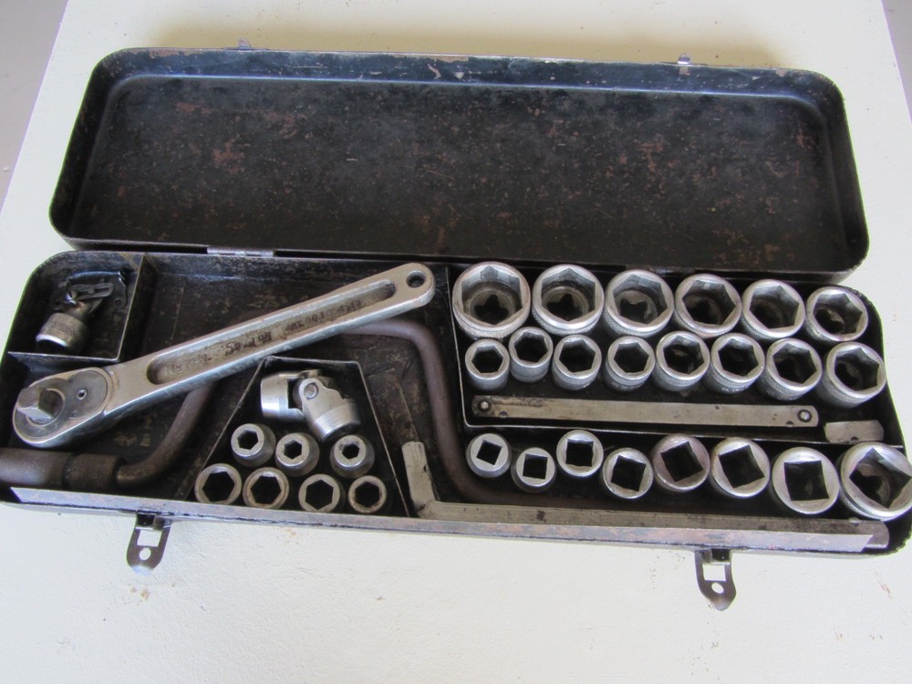 Vintage Indestro 1/2 drive Socket Set 1930s era 6pt. Hex and Square