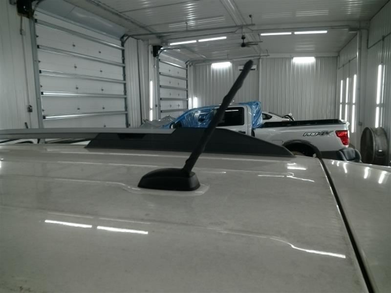 2011 GMC Acadia Antenna Replacement Part 104620739-image