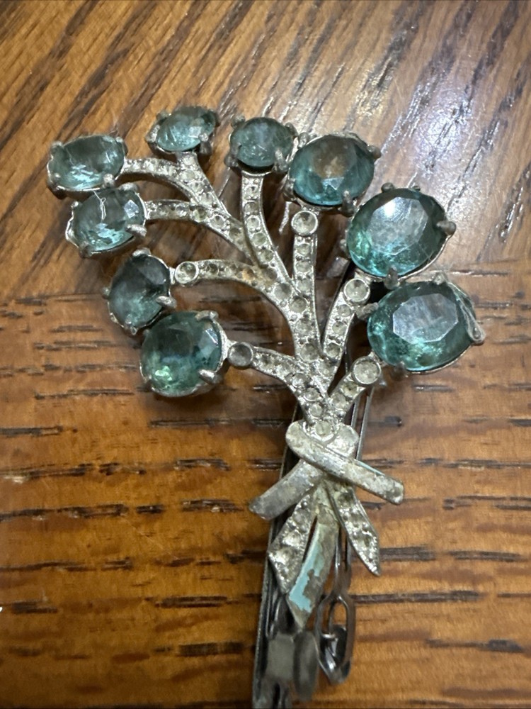1930’s Art Deco Brooch Aqua Gem
