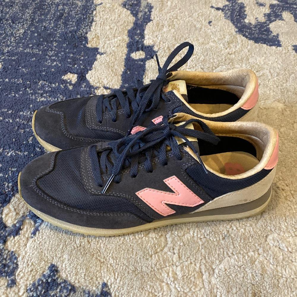New Balance old school sneakers. Size 8. Navy, pink and tan.