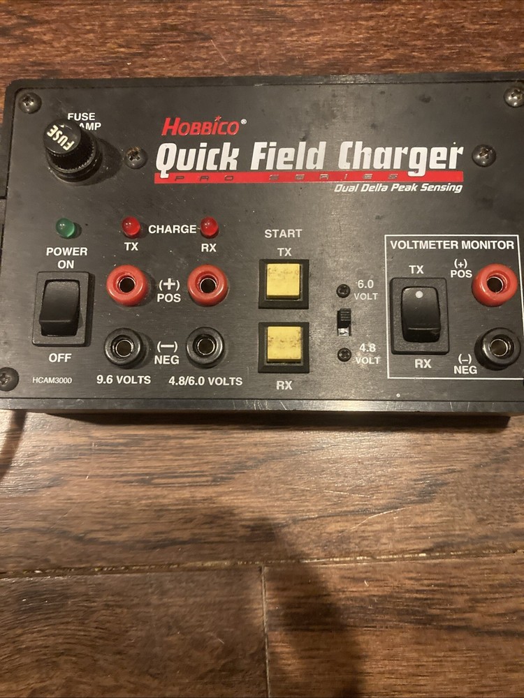 HOBBICO QUICK FIELD CHARGER PRO SERIES DUAL DELTA PEAK SENSING + Adapters