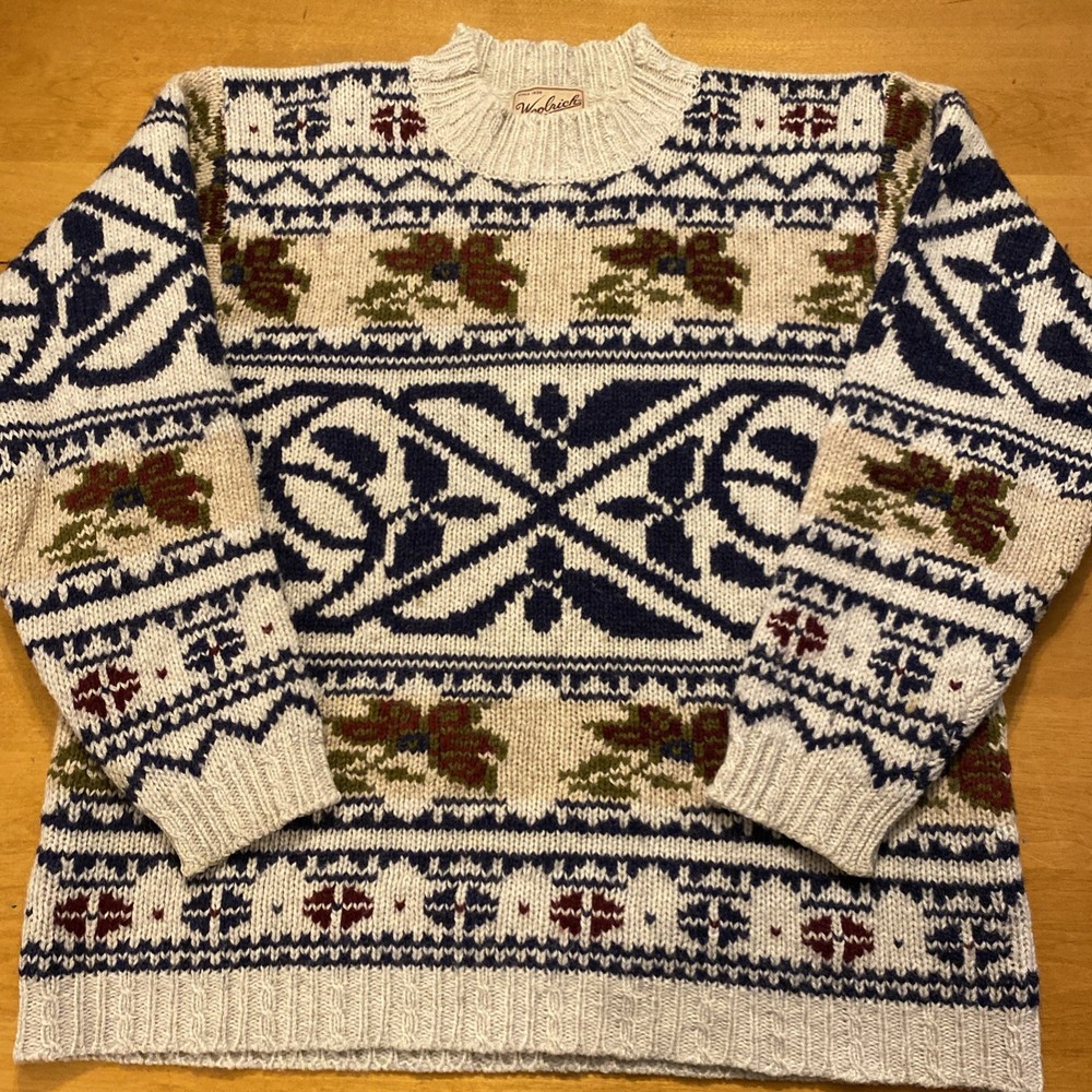 Vintage Woolrich Women’s Sweater 100% Wool Made In Hong Kong Size Medium