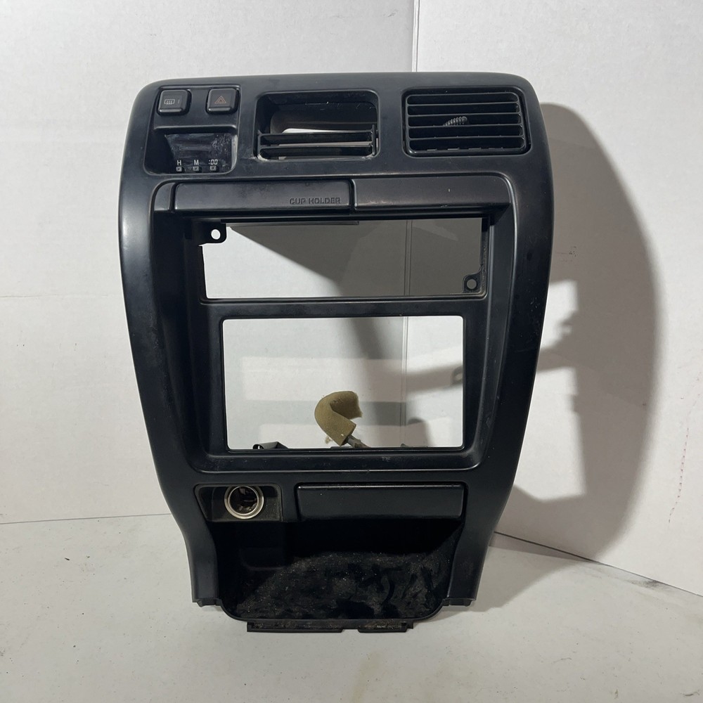 1996 1997 1998 Toyota 4Runner Radio Bezel Center Dash BROKEN VENT OEM CUP HOLDER
