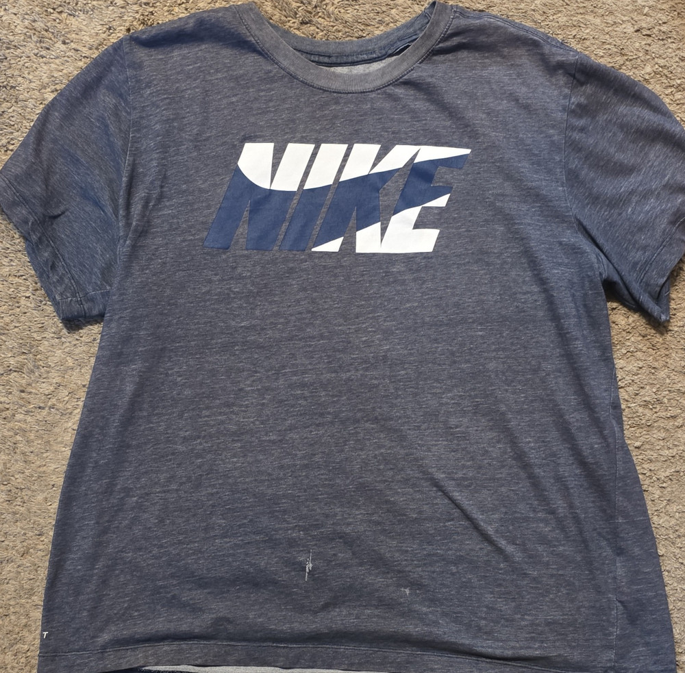 Nike The Nike Tee Blue Graphic Logo Men's Cotton T-Shirt Size L