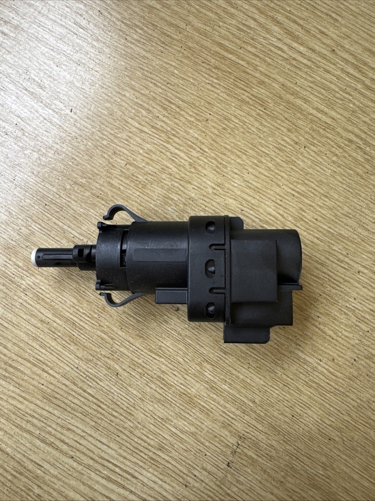 Ford Fiesta Mk7 Brake Pedal Control Switch 3M5T-13480-AC Replacement