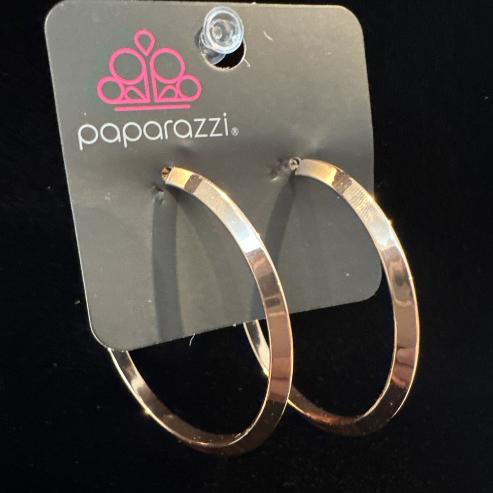 Haute Rose Gold Hoop Earrings for a Chic Look