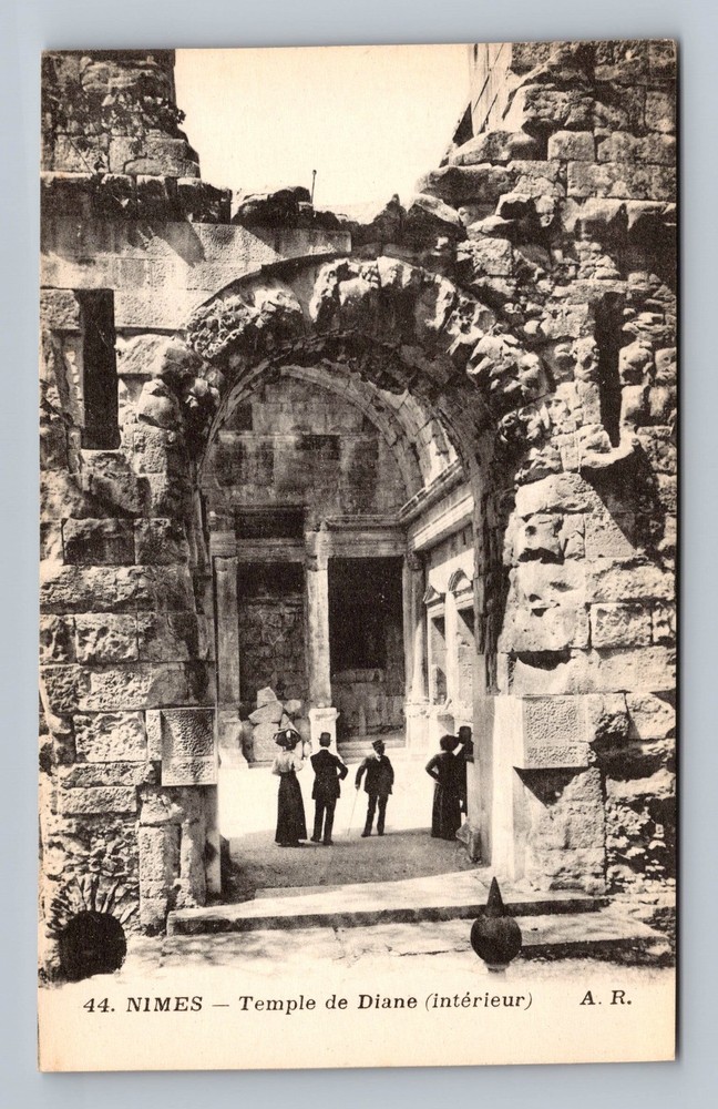 France- Nimes Temple Of Diana Interior Souvenir Old Card View Vintage Postcard
