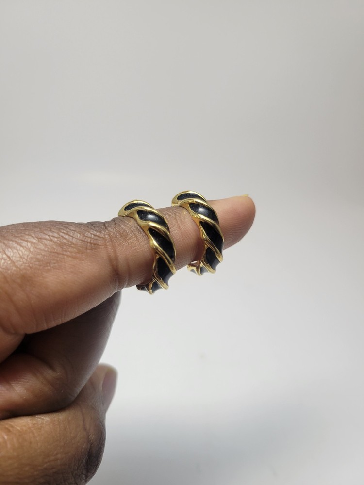 Vintage Gold Tone Black Enamel Twist Rope Hoop Earring Post Back Costume Jewelry