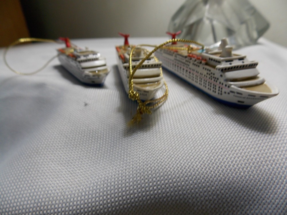 Carnival Cruise Line Ornament( 3) ships replica collectible only 1 perfect