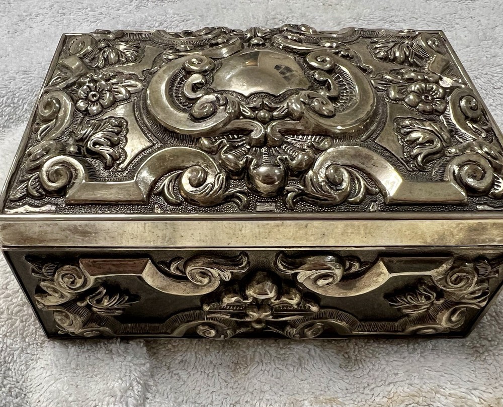 Vintage Silver Plated Jewelry/Trinket Box–India–Ornate Repousse Floral Rococo