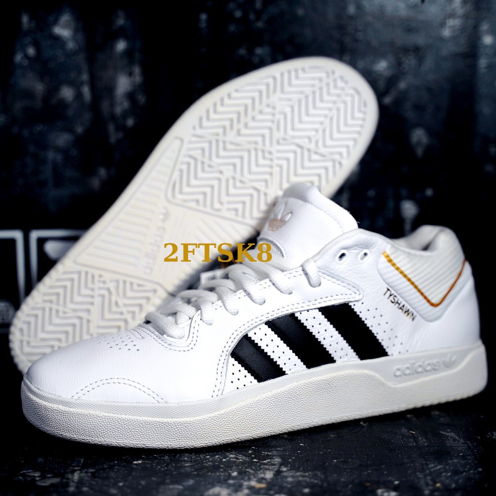 ADIDAS TYSHAWN JONES SIZE 10 WHITE BLACK GOLD SKATE SHOES