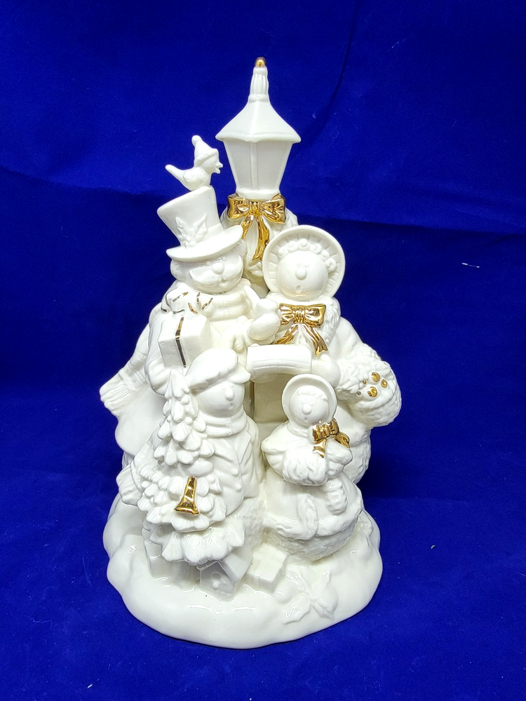 Snowman family with Gold accent Christmas Carol singing Statue @ Madison Avenue-image