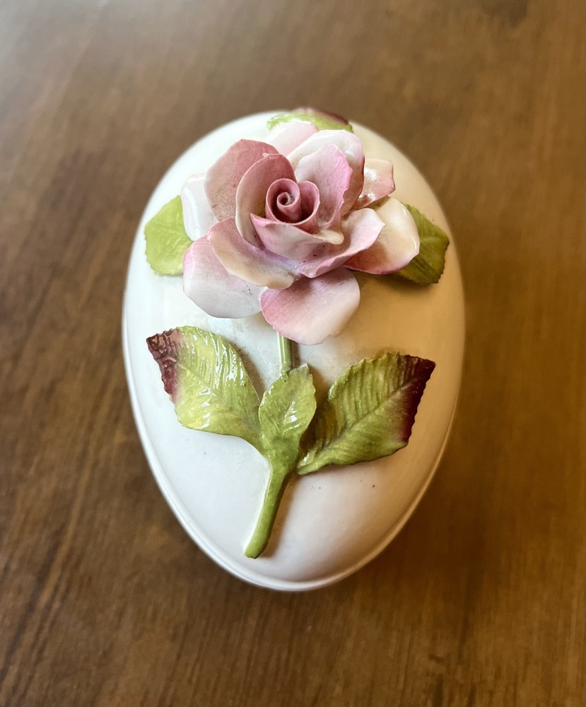 Vintage Aynsley English Bone China Egg-shaped Trinket Box
