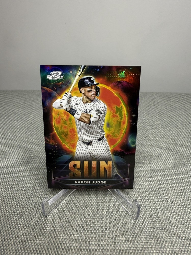 2025 Topps Cosmic Chrome Aaron Judge Planetary Pursuit Sun #PPS-1 Yankees