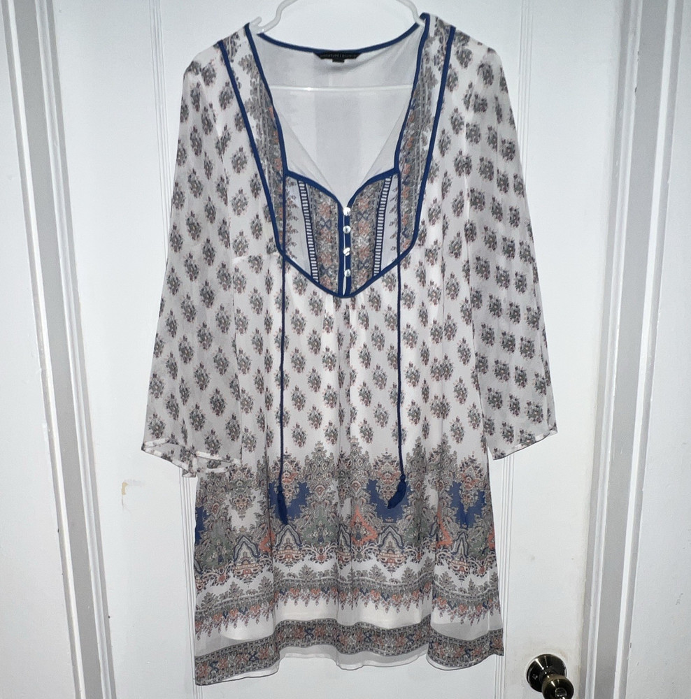 Signature Studio Women's Tunic Blouse M White Paisley V-Neck 3/4 Tie Tassel