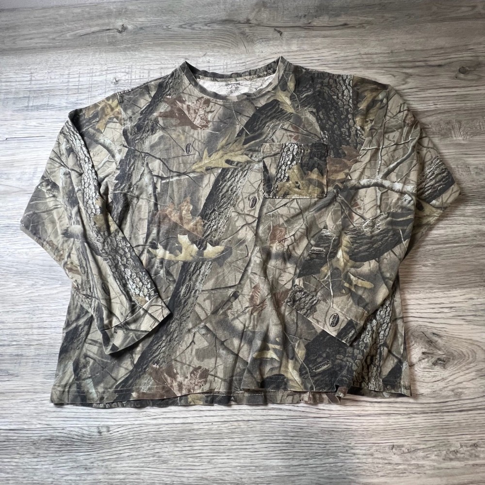 Outfitters Ridge Long Sleeve Shirt Mens XL Camo Realtree Hardwoods Pocket Tee