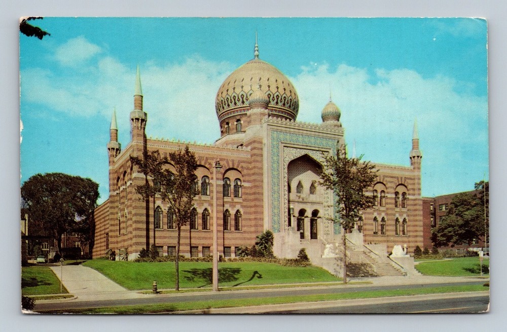 Vintage Tripoli Temple Shrine Mosque Milwaukee WI Postcard 1961