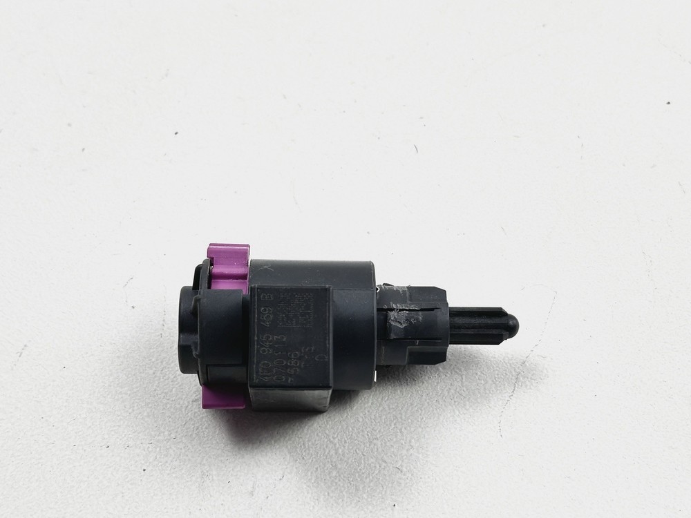 2009-2017 AUDI Q5 BRAKE PEDAL STOP LIGHT LAMP SENSOR CONTROL SWITCH GENUINE OEM