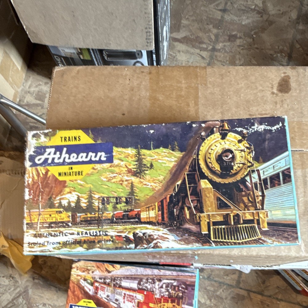 Athearn HO Caboose Southern Pacific Silver/Black/Red Painted Analog MPN 1752