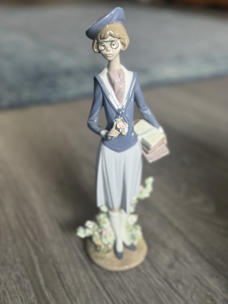 Lladró Schoolgirl Figurine Holding Books and Floral Accents