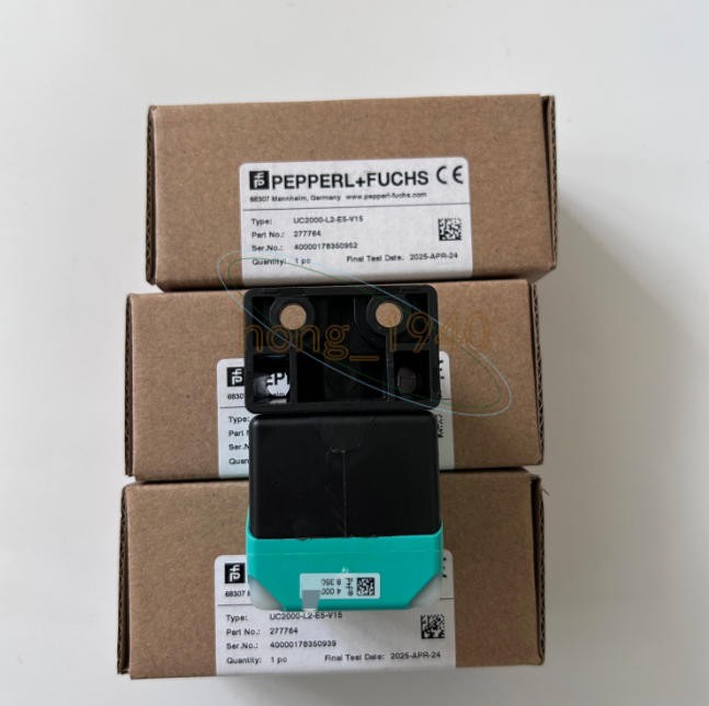 1PCS  Pepperl+Fuchs UC2000-L2-E5-V15 Ultrasonic Sensor new