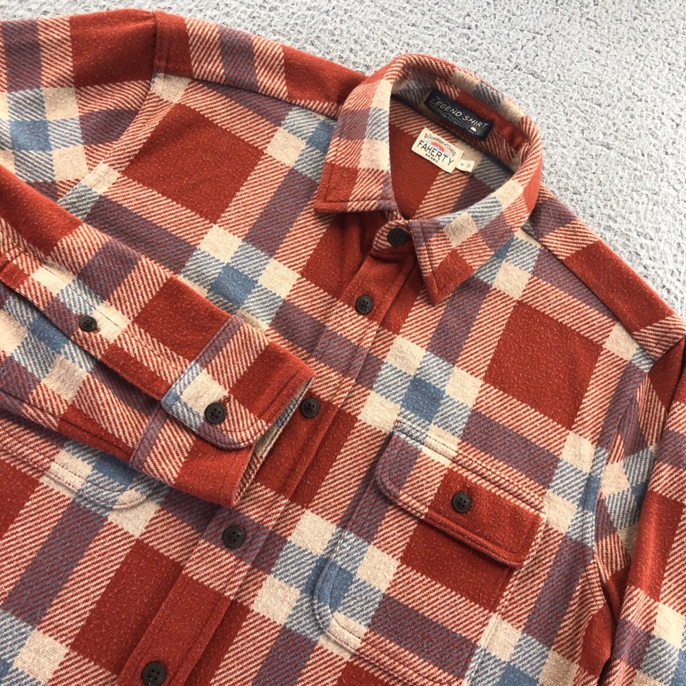 Faherty Legend Shirt Mens Medium Red Plaid Flannel Sweater Long Sleeve Button Up