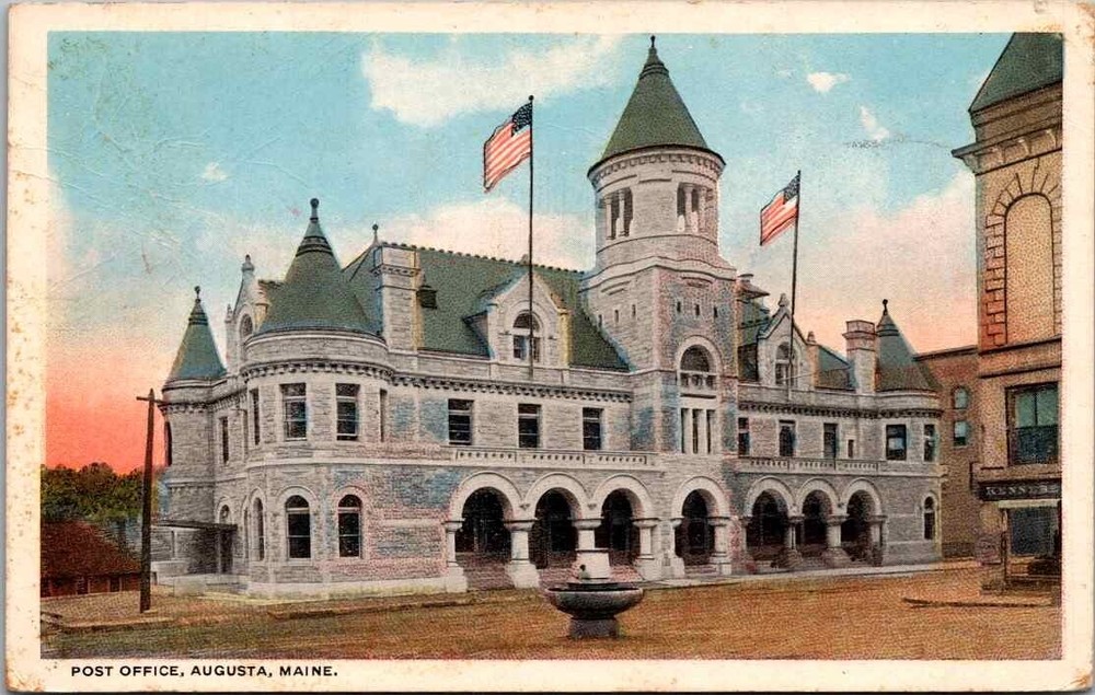 Postcard Post Office Street View Fountain Augusta Maine