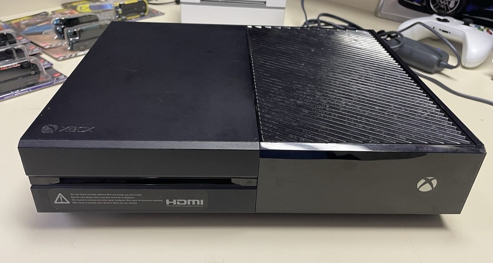 Microsoft Xbox One 500GB Console - Black FOR PARTS OR REPAIR