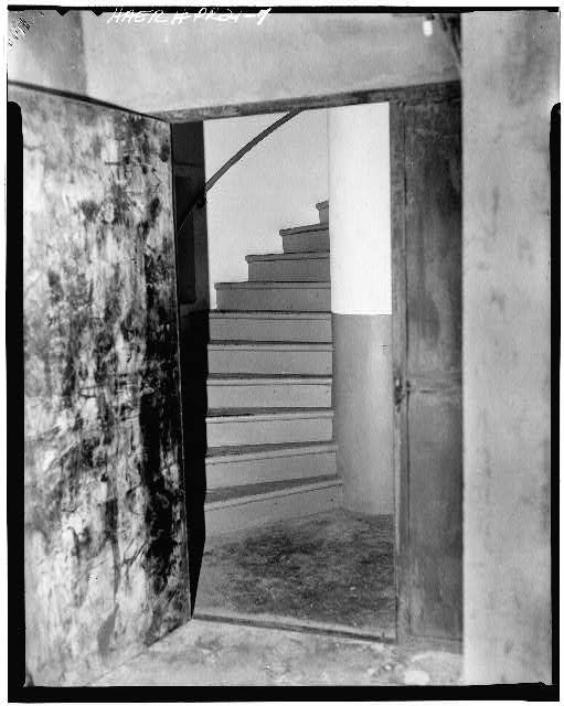 7. DETAIL VIEW ENTRANCE LIGHT TOWER - Faro de Punta Higuero, Punta Higuero,