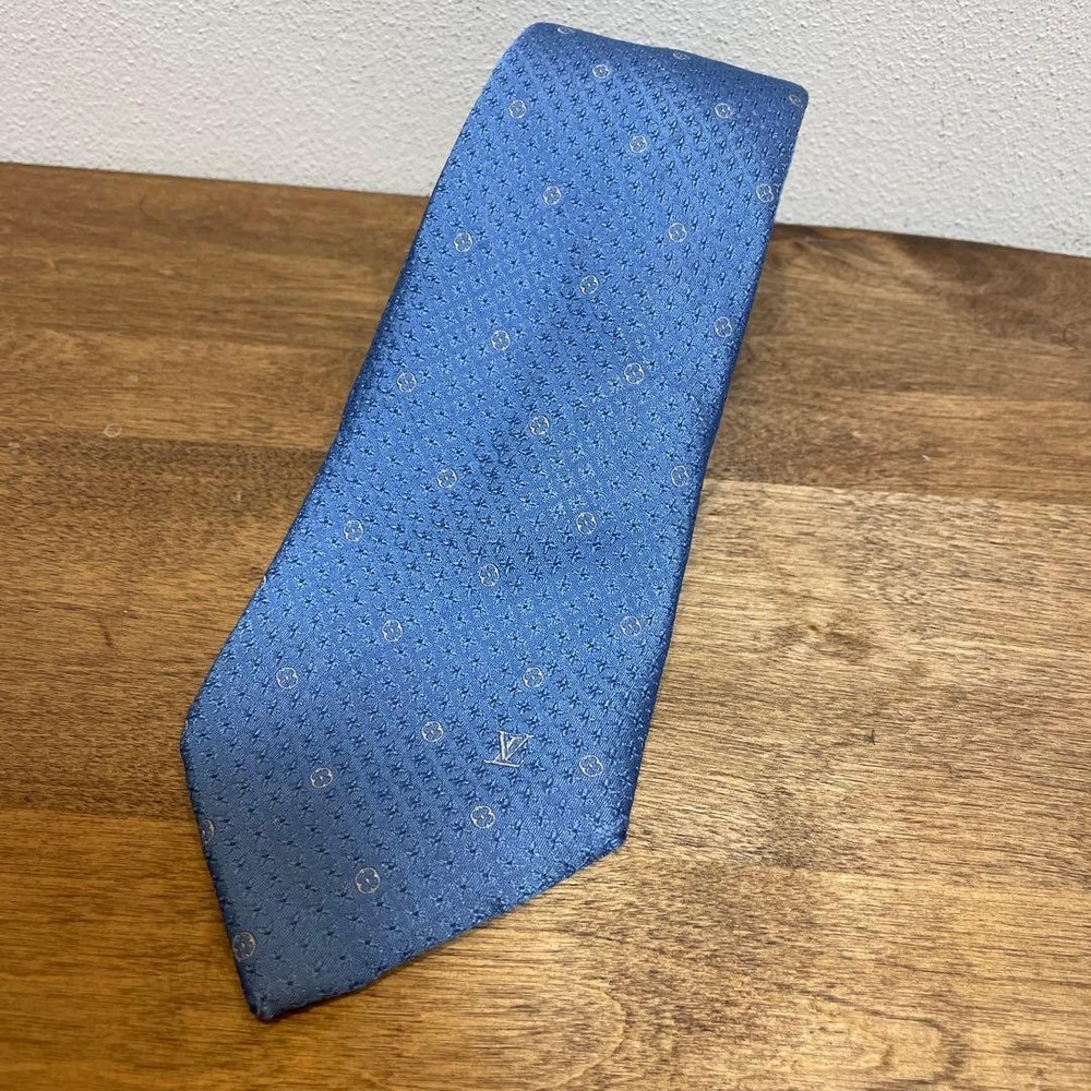 Louis Vuitton Necktie Tie All over monogram pattern LV Blue 100% Silk Authentic