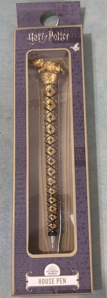 NWT Harry Potter Pen House Hufflepuff Slytherin Gryffindor Ravenclaw Hogwarts