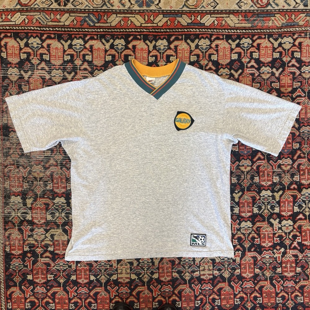 Vintage 90s LA Galaxy Nike MLS Soccer Jersey Tee Mens USA Retro