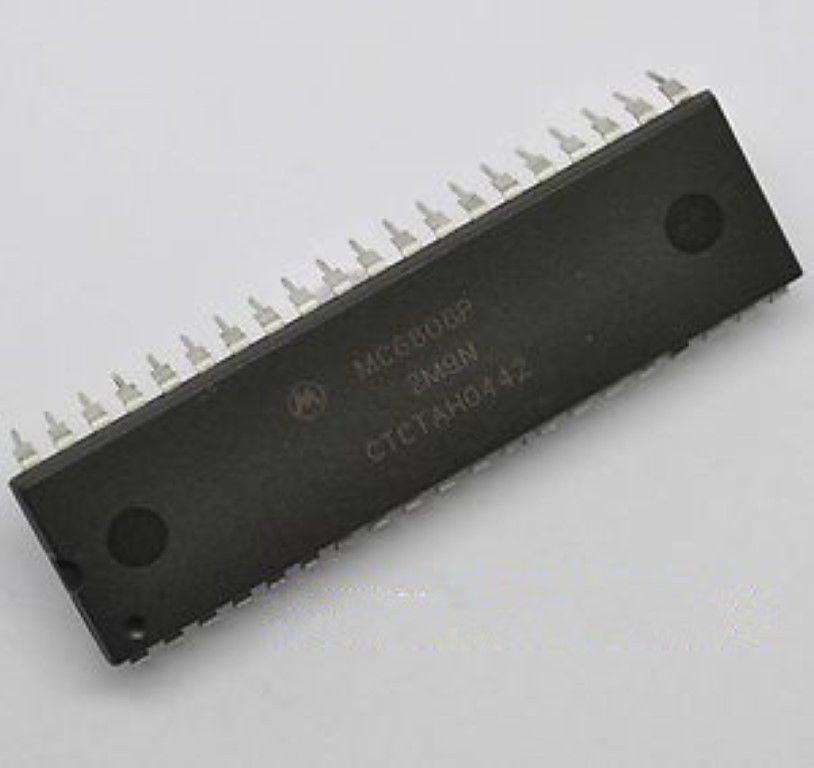 MOTOROLA MC6808P DIP-40 8-BIT MPUS 8-BIT MCUS 8-BIT USA ship