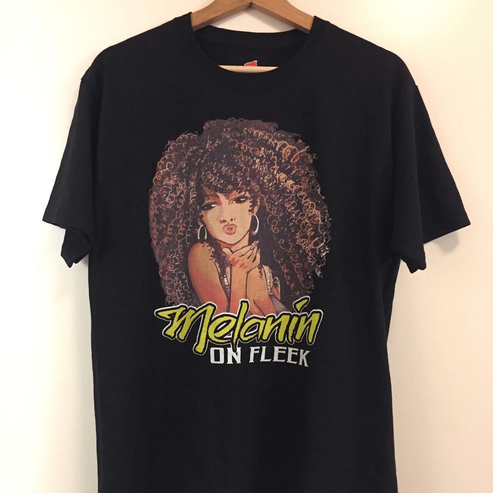 Melanin on Fleek T-Shirt - Medium - Bold Black Pride Tee