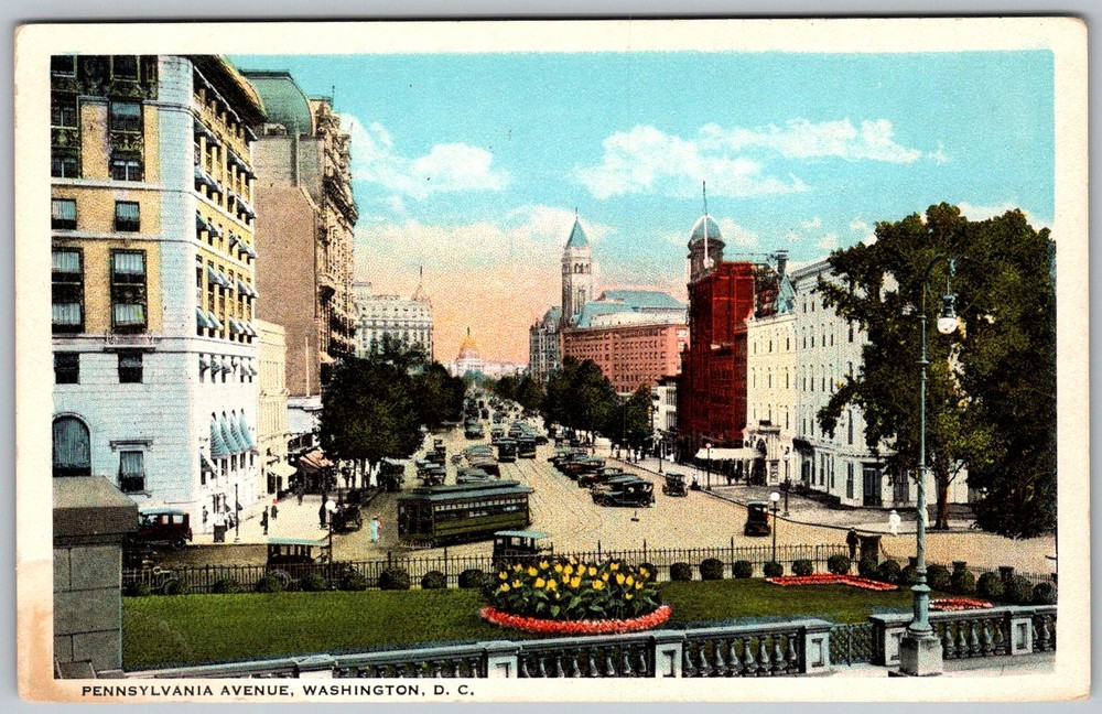 Vtg Postcard Pennsylvania Avenue Street View Washington, D.C 1930s