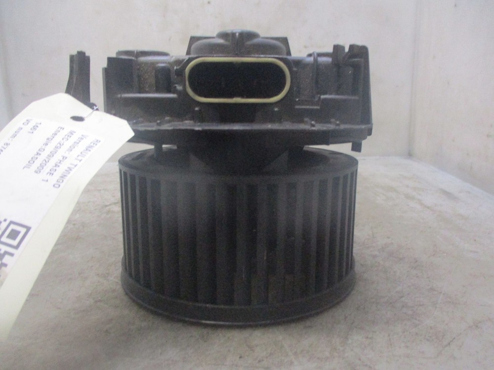Renault TWINGO II heating fan 7701067982