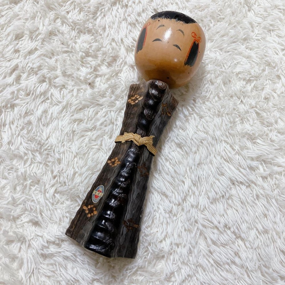Kokeshi Doll Showa Retro Wood Carving Recommended Souvenir Cute Expression