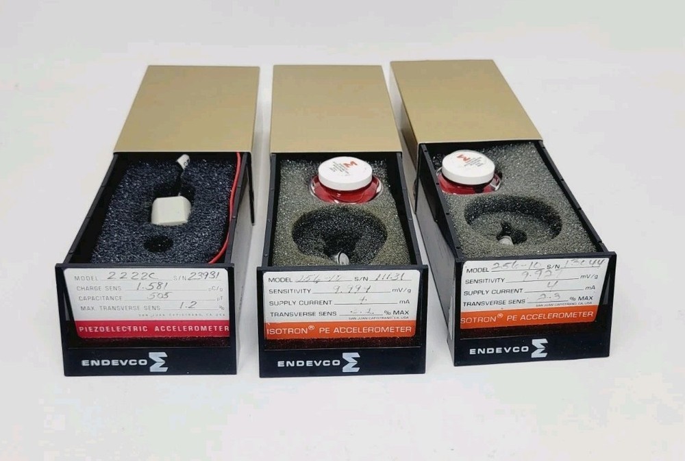 Lot of 3 Endevco Piezoelectric Accelerometer 226-10 2222C