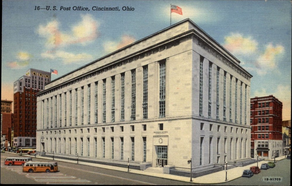 US Post Office Cincinnati Ohio cars buses flag ~ 1940s linen postcard