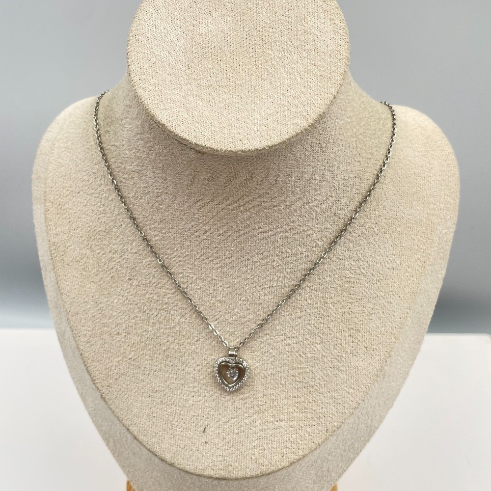 Vintage Heart Pendant Necklace Floating Stone Silver Tone Chain Valentine's Gift