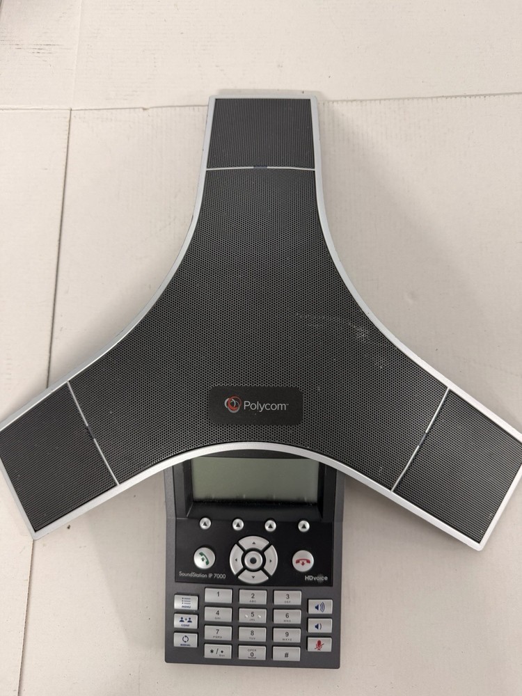 Polycom SoundStation IP 7000 VoIP Conference Phone 2201-40000-001