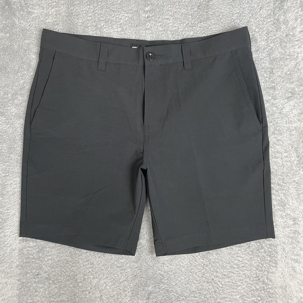Travis Mathew Shorts Mens 34* Black Stretch Chino Golf Performance 8 Inseam