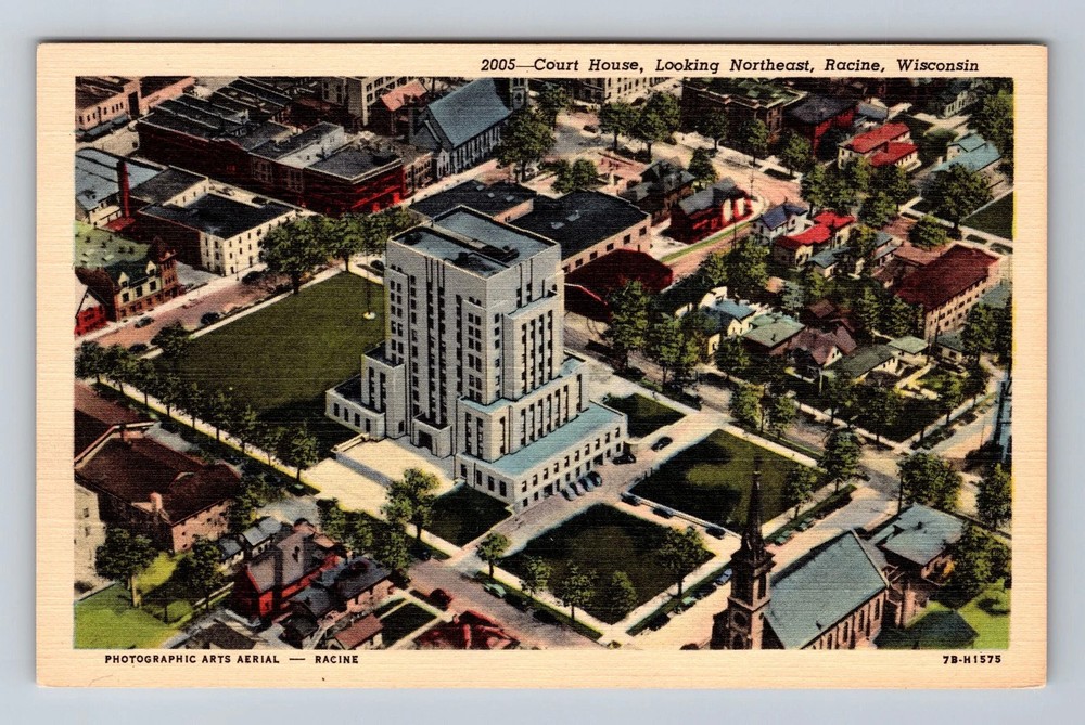 Racine WI-Wisconsin Courthouse Looking Northeast Vintage Postcard