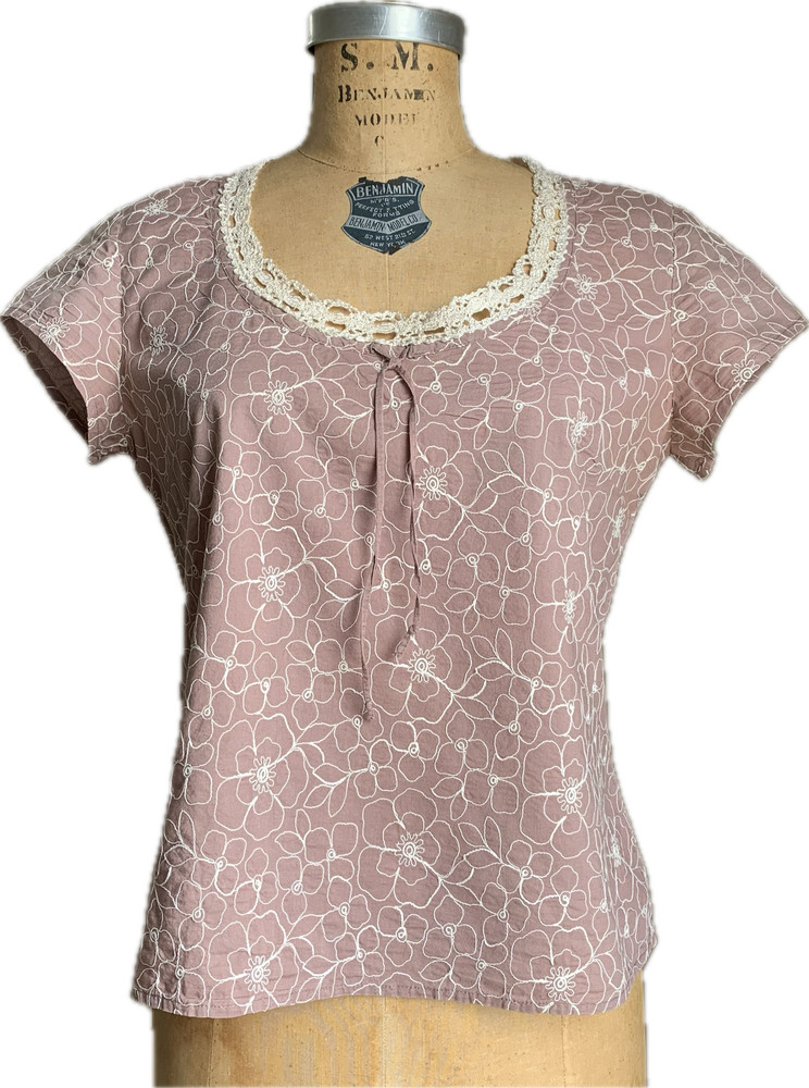 Boden Sz 12 Embroidered Top Cap Sleeve Blouse Cotton VTG Lace Mauve Pink Boho
