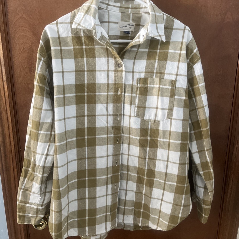 Universal Thread Women’s Flannel Shirt Women’s Small